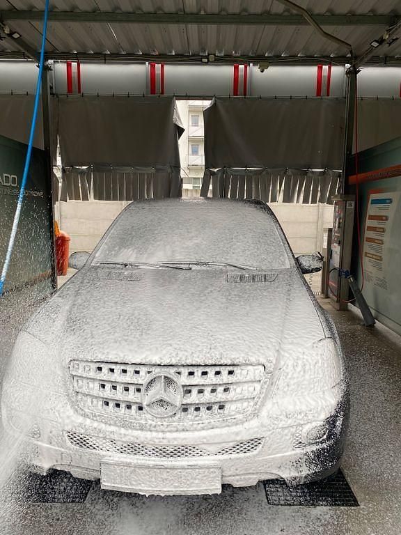 Schwarz Gebraucht 2006 Mercedes ML280 SUV | 8.500 € (Teuer) - Bild 1/1