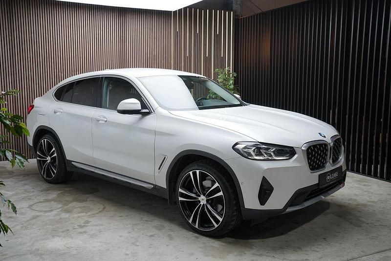 Gebraucht BMW X4 Performance 190 PS (139 kW) 2024 Weiß SUV