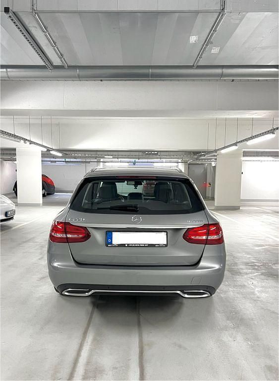 Gebraucht Mercedes C220 170 PS (125 kW) 2015 Grau Limousine