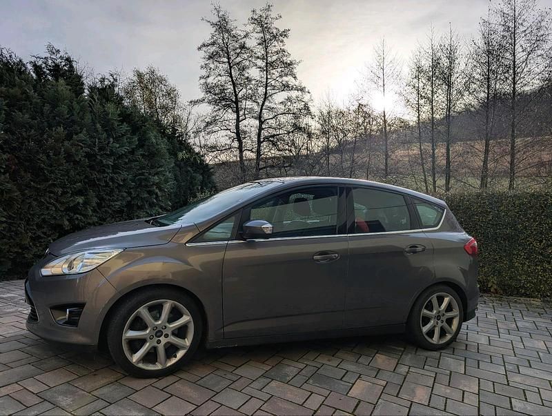 Braun Gebraucht 2012 Ford C-MAX Titanium Van / Kleinbus | 4.100 € (Guter Preis) - Bild 1/4