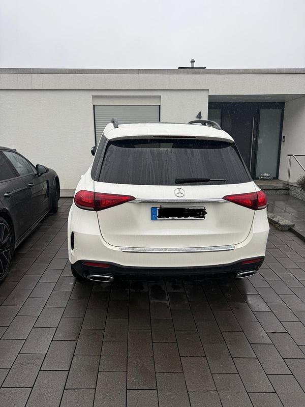 Weiß Gebraucht 2021 Mercedes GLE400 SUV | 69.000 € (Fairer Preis) - Bild 1/4