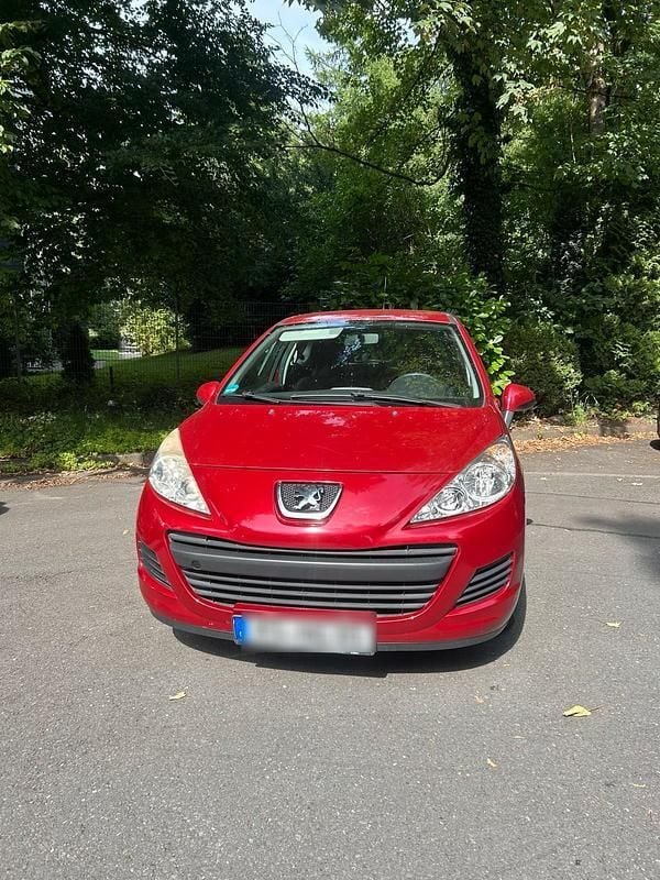Rot Gebraucht 2010 Peugeot 207 Kleinwagen | 1.999 € (Guter Preis) - Bild 1/4