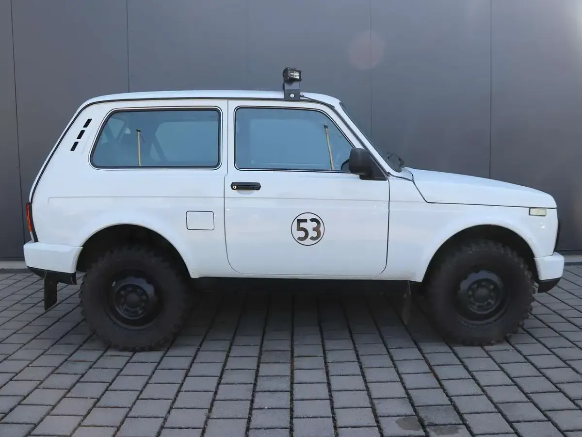Gebraucht Lada Urban 83 PS (61 kW) 2017 Weiß SUV