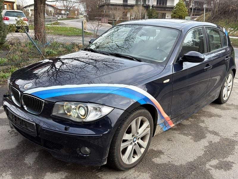 Gebraucht BMW 130 Shadowline 265 PS (194 kW) 2007 Blau Kleinwagen