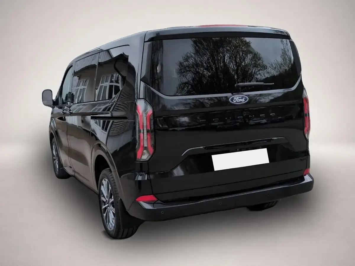 Neu Ford Tourneo Custom Titanium X 170 PS (125 kW) 2026 Manufacturer Van