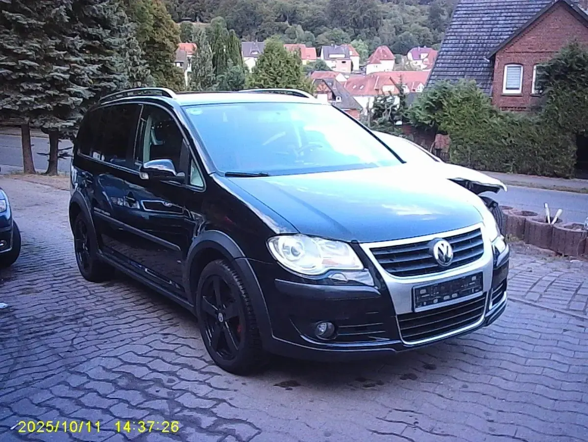 Gebraucht VW Touran Cross 140 PS (102 kW) 2007 Schwarz Van / Kleinbus