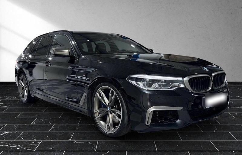 Gebraucht BMW M550 Shadowline 400 PS (294 kW) 2019 Schwarz Limousine