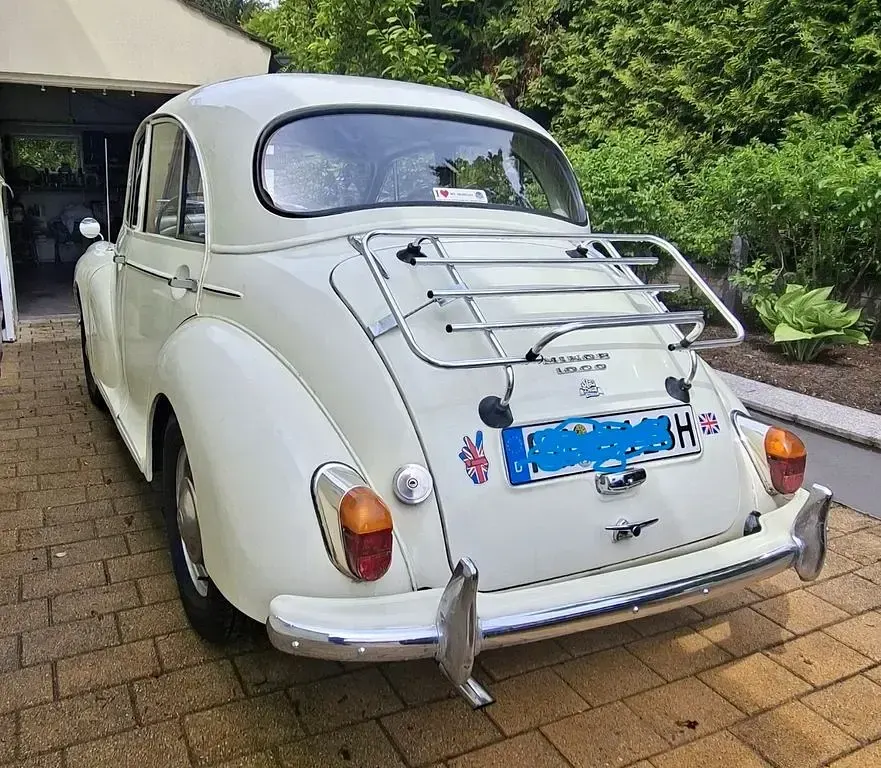 Gebraucht Morris Minor 57 PS (41 kW) 1971 Weiß Limousine