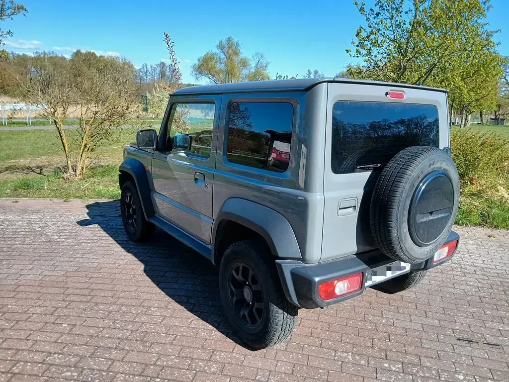 Second-hand Suzuki Jimny 102 CP (75 kW) 2019 Gri SUV