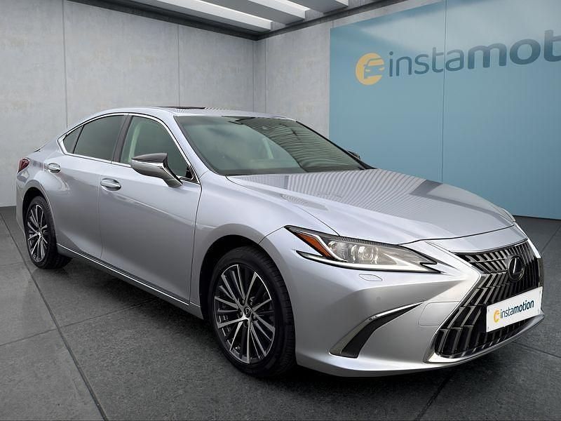 Neu Lexus ES300H Business Edition 218 PS (160 kW) 2025 Silber Limousine