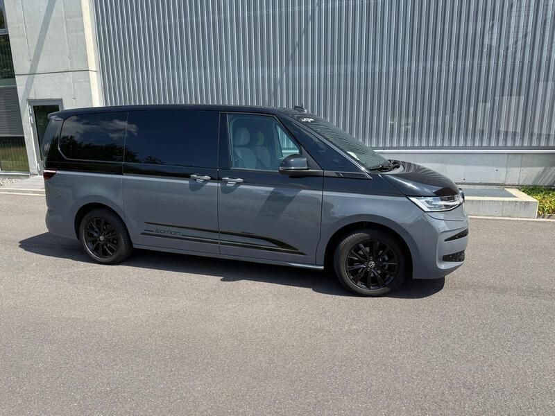 Grau Gebraucht 2023 VW T7 Edition Van | 55.900 € (Fairer Preis) - Bild 1/4