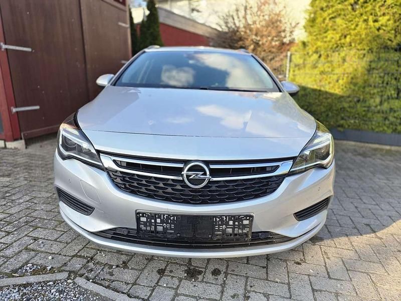 Gebraucht Opel Astra Business 101 PS (74 kW) 2017 Other Kombi