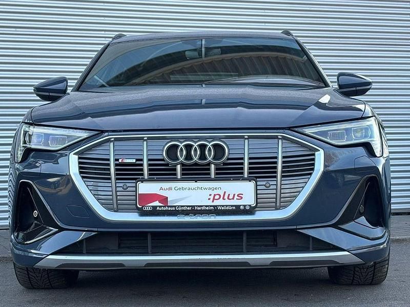 Gebraucht Audi e-tron Sportback S-Line 300 kW (408 PS) 2022 Plasmablau metallic SUV