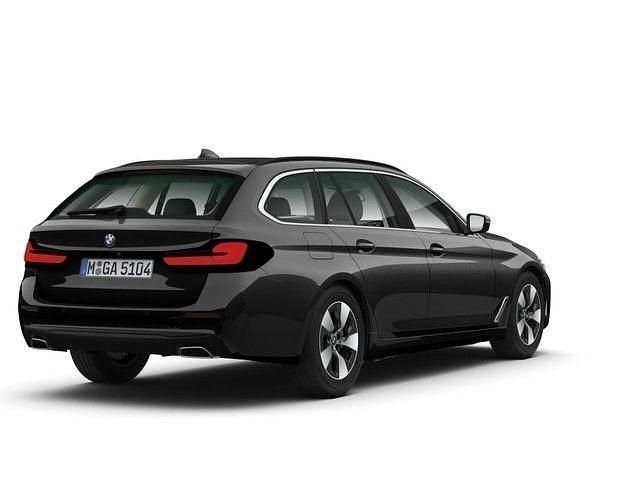 Gebraucht BMW 520 190 PS (139 kW) 2022 Schwarz Kombi
