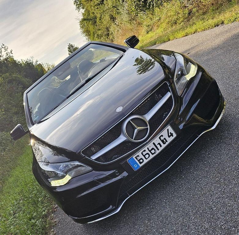 Gebraucht Mercedes E320 AMG line 272 PS (200 kW) 2014 Schwarz Cabrio