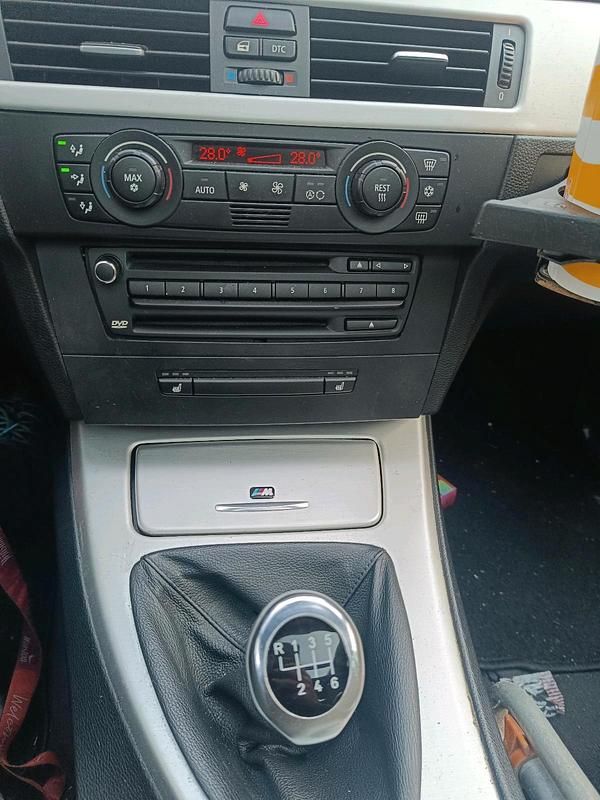 Gebraucht BMW 320 163 PS (119 kW) 2005 Kombi