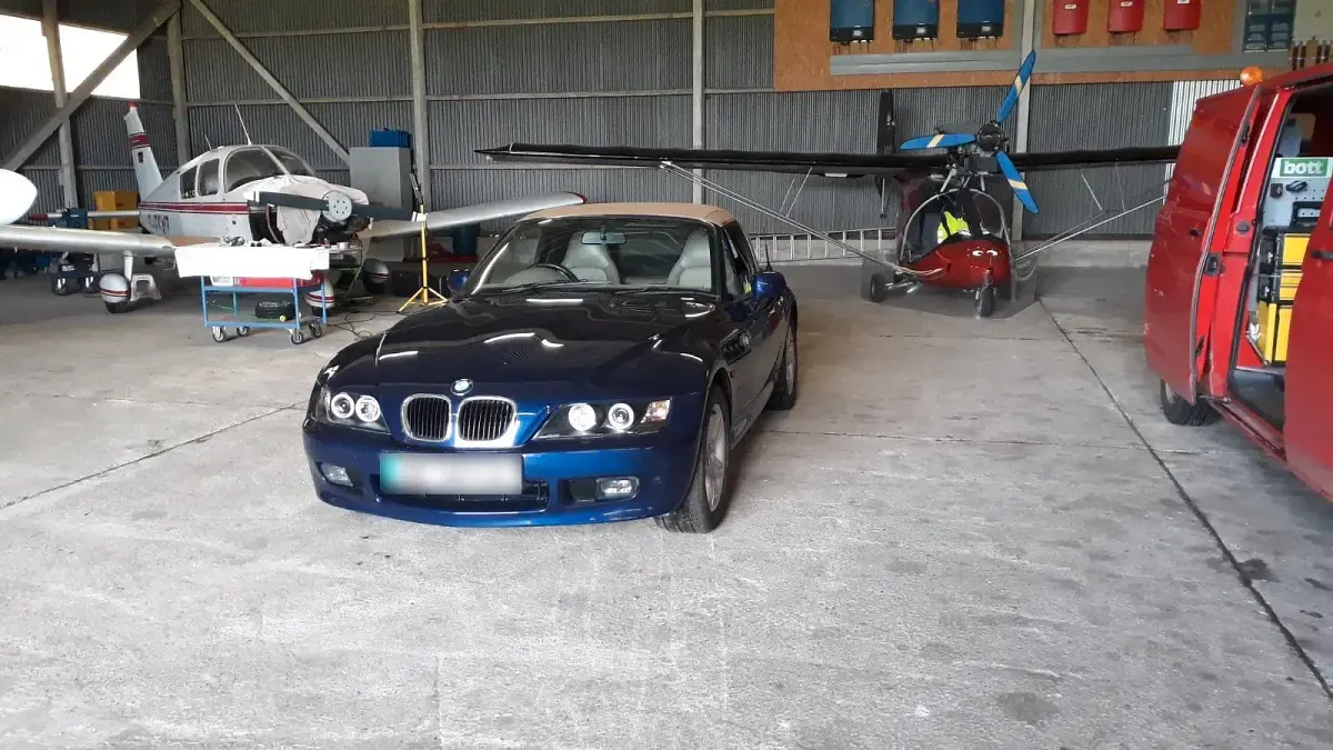 Second-hand BMW Z3 140 CP (102 kW) 1998 Albastru Cabrio