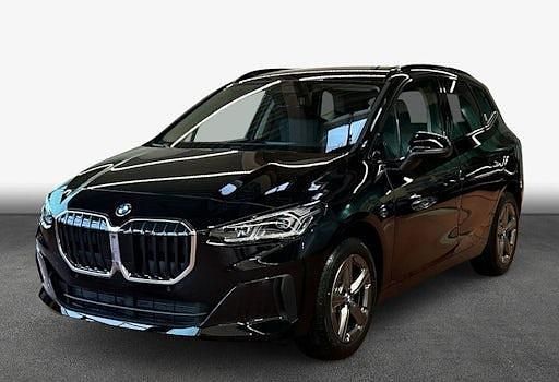 Neu BMW 218 136 PS (100 kW) 2025 Schwarz Kombi