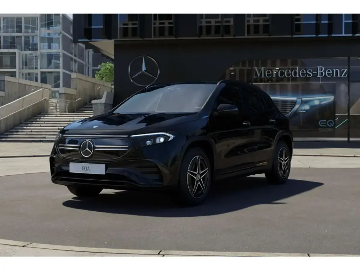 Gebraucht Mercedes EQA250 Advanced Plus 139 kW (190 PS) 2021 Schwarz SUV