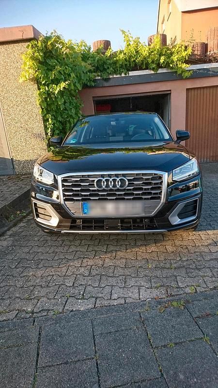 Gebraucht Audi Q2 Sport 150 PS (110 kW) 2018 Schwarz SUV