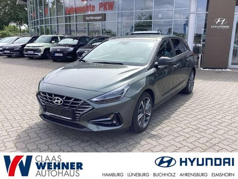 Grau Gebraucht 2022 Hyundai i30 Turbo Limousine | 15.690 € (Fairer Preis) - Bild 1/4