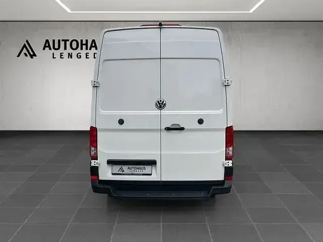 Gebraucht VW Crafter 140 PS (102 kW) 2024 Weiß Van
