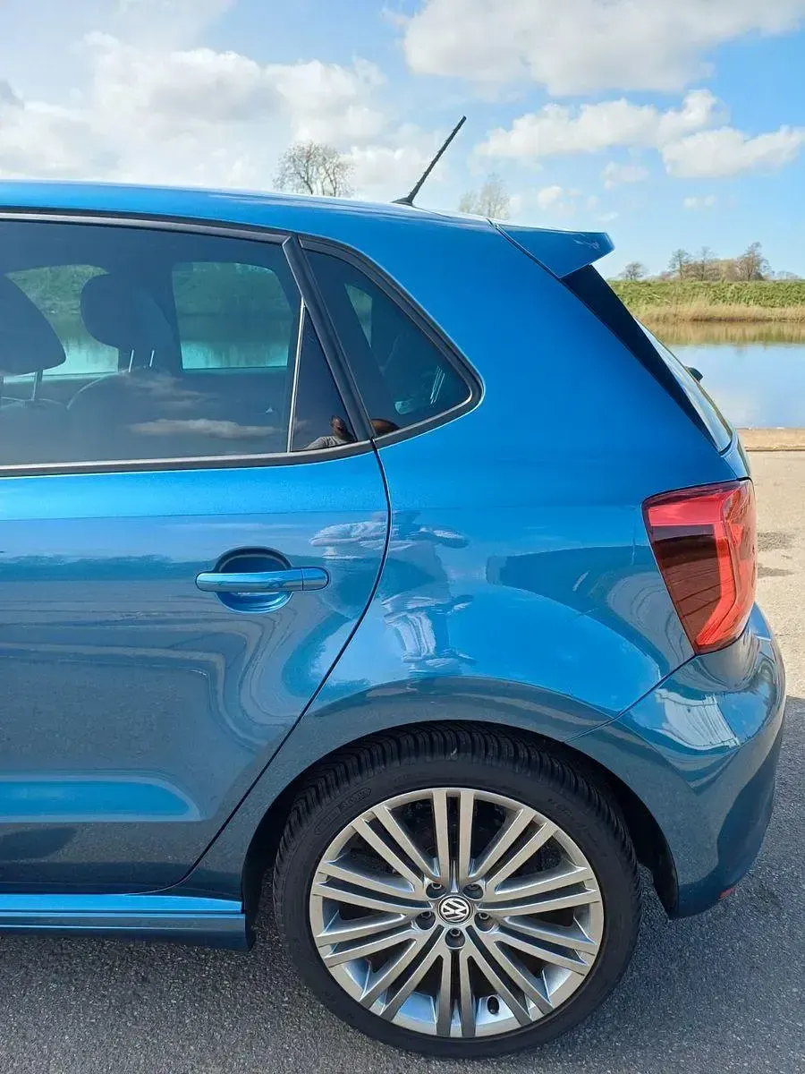 Gebraucht VW Polo GT 150 PS (110 kW) 2015 Blau Kleinwagen