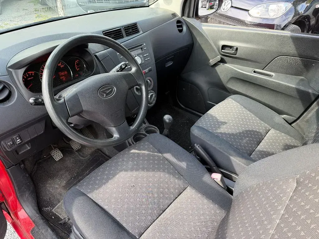 Gebraucht Daihatsu Cuore Plus 58 PS (42 kW) 2009 Rot
