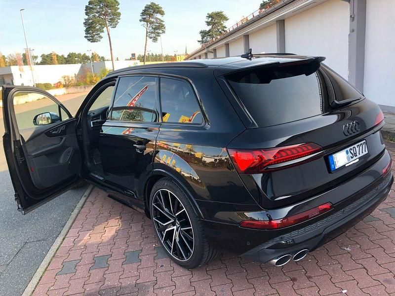 Gebraucht Audi SQ7 Black Edition 435 PS (319 kW) 2021 Schwarz SUV