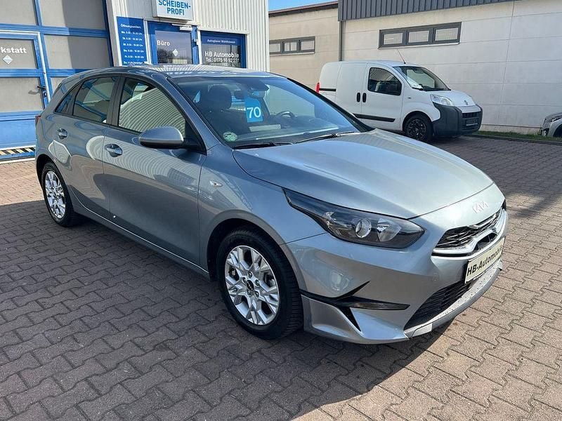 Gebraucht Kia Ceed Edition 7 101 PS (74 kW) 2024 Silber Kleinwagen