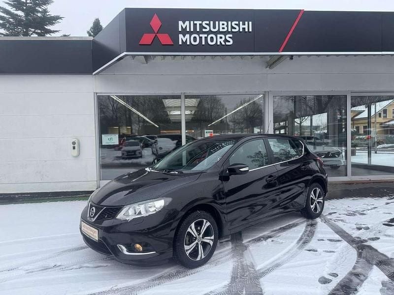 Gebraucht Nissan Pulsar Acenta 116 PS (85 kW) 2015 Black (m) Kleinwagen