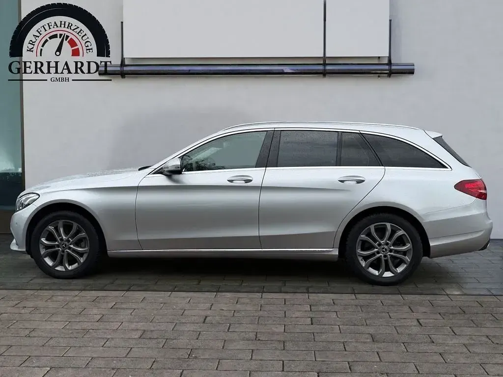 Gebraucht Mercedes C200 184 PS (135 kW) 2017 Silber Limousine
