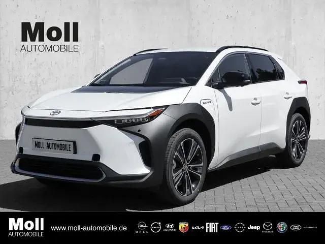 Weiß Neu 2024 Toyota bZ4X SUV | 35.980 € (Guter Preis) - Bild 1/4