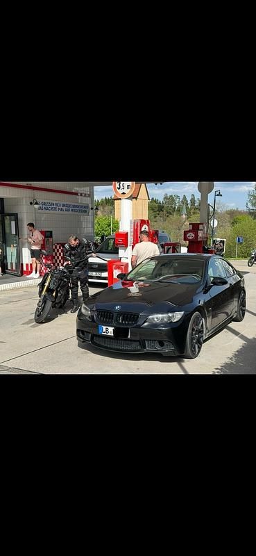 Schwarz Gebraucht 2007 BMW 335 M Performance Coupé | 11.499 € (Fairer Preis) - Bild 1/4