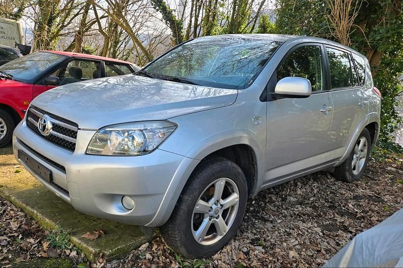 Gebraucht Toyota RAV4 177 PS (130 kW) 2007 Grau SUV
