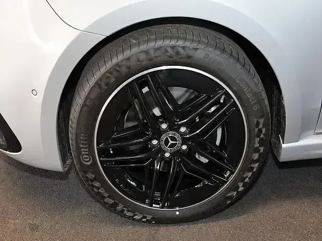 Gebraucht Mercedes V250 Avantgarde 190 PS (139 kW) 2026 Hightechsilber metallic Van / Kleinbus