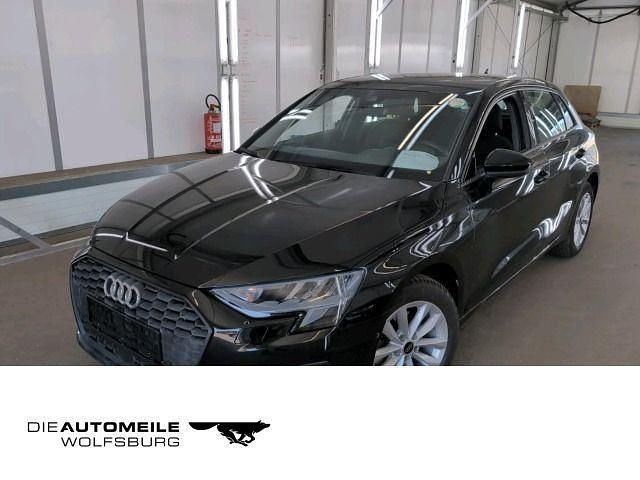 Mythosschwarz metallic (metallic) Gebraucht 2023 Audi A3 Sportback Limousine | 23.990 € (Guter Preis) - Bild 1/4