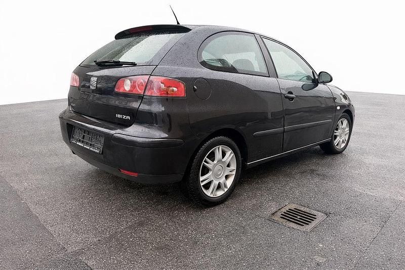 Gebraucht Seat Ibiza Reference 75 PS (55 kW) 2004 Schwarz Kleinwagen
