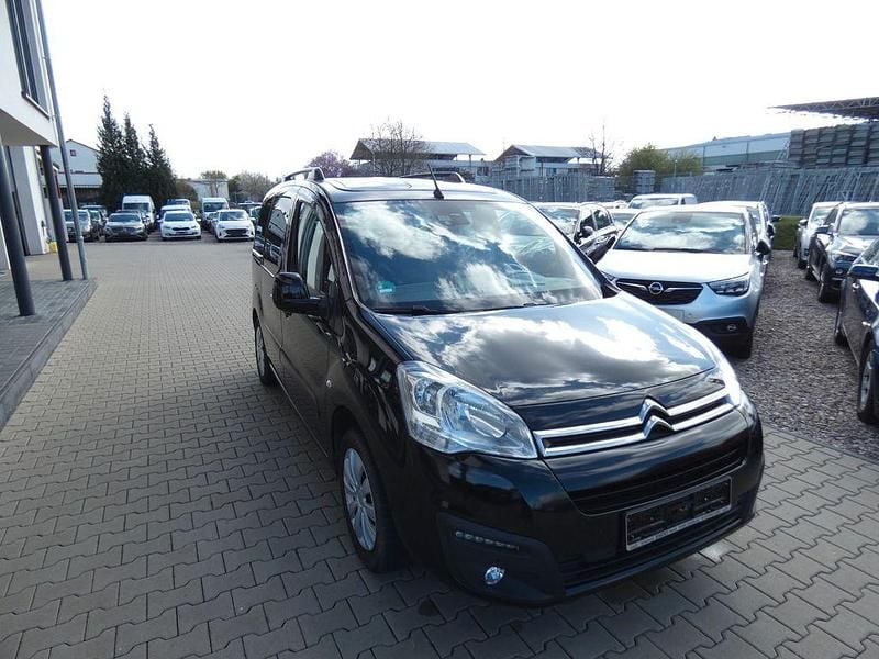 Gebraucht Citroën Berlingo Shine 110 PS (80 kW) 2017 Schwarz Van / Kleinbus
