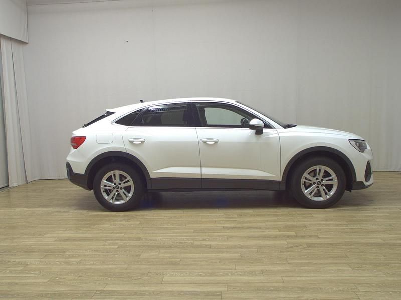 Ibisweiß Gebraucht 2021 Audi Q3 Sportback Sport SUV | 23.580 € (Guter Preis) - Bild 1/4