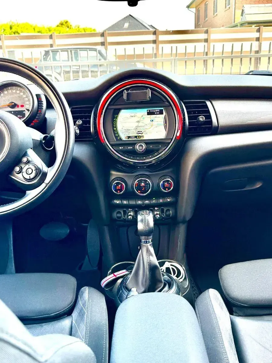 Gebraucht Mini Cooper 136 PS (100 kW) 2017 Weiß Kleinwagen