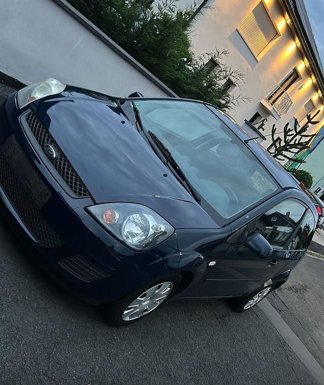 Blau Gebraucht 2008 Ford Fiesta Style Kleinwagen | 1.399 € (Fairer Preis) - Bild 1/4
