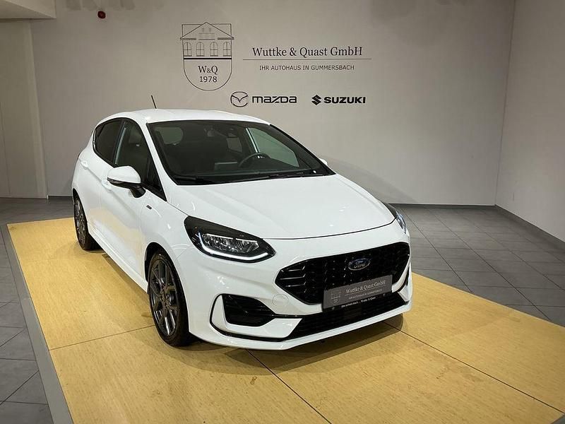 Weiß Gebraucht 2022 Ford Fiesta ST-Line Kleinwagen | 13.970 € (Guter Preis) - Bild 1/4