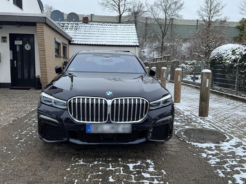 Gebraucht BMW 730 M Sport 265 PS (194 kW) 2020 Schwarz Limousine