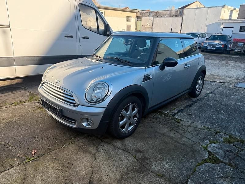 Silber Gebraucht 2007 Mini Cooper Kleinwagen | 1.699 € (Guter Preis) - Bild 1/4