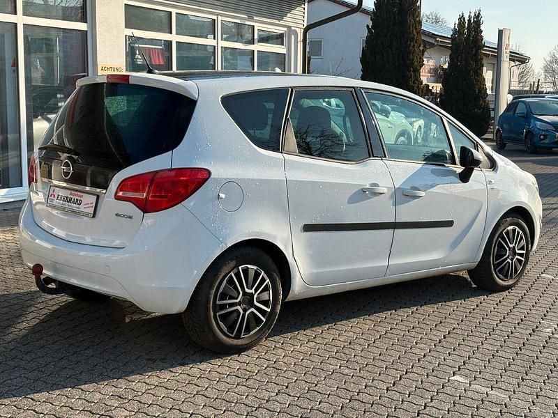 Gebraucht Opel Meriva Design Edition 120 PS (88 kW) 2011 Weiß Van / Kleinbus