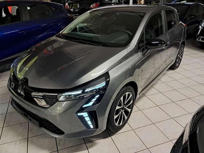 Neu Mitsubishi Colt Plus 91 PS (66 kW) 2025 Achatgrau Kleinwagen