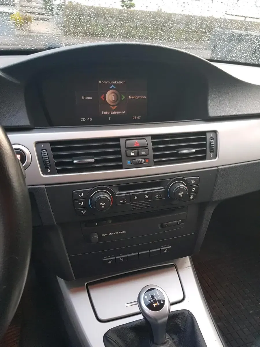 Gebraucht BMW 320 150 PS (110 kW) 2006 Silber Kombi
