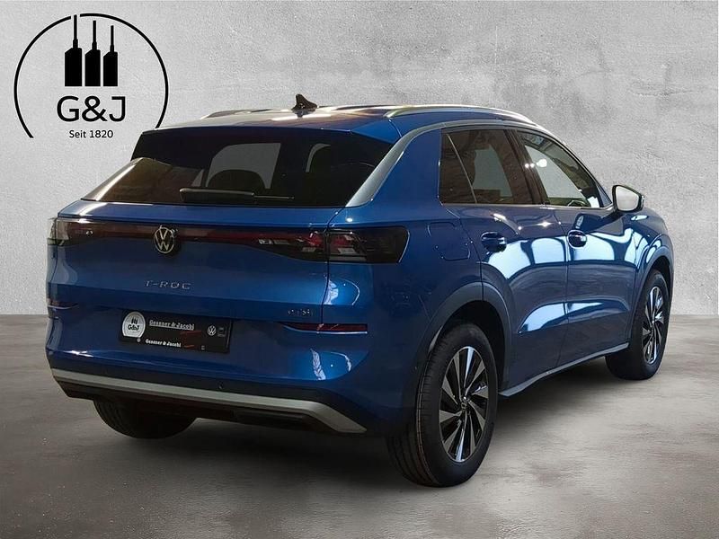 Neu VW T-Roc Style 150 PS (110 kW) 2025 Blau SUV