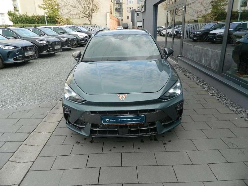 Gebraucht Cupra Leon 150 PS (110 kW) 2025 Enceladusgrau matt Kombi